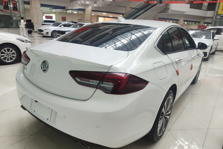 别克 君威 2017款 28T 尊享型车身外观7