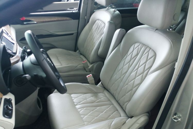 别克GL8 2018款 ES 28T 舒适型 国VI局部细节19