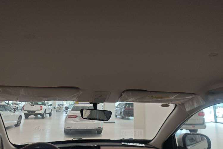 五菱汽车 五菱缤果 2025款 333km 灵犀互联款中控内饰22