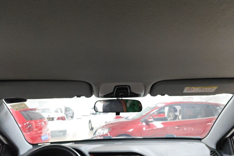 奇瑞 瑞虎3X 2017款 1.5L 手动时尚版中控内饰22