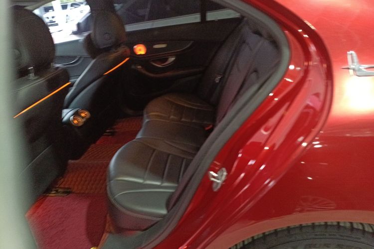 奔驰C级 2018款 C 200 L 运动版中控内饰21