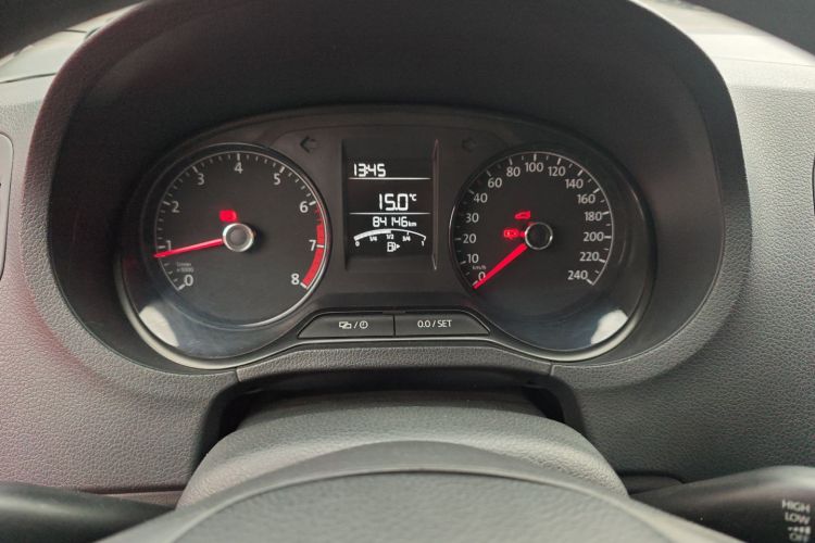 大众 Polo 2016款 1.4L 手动风尚型中控内饰14