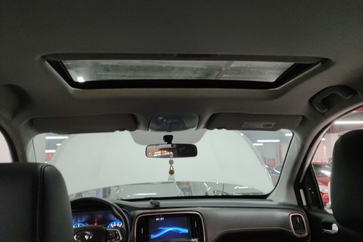 广汽传祺 传祺GS3 2019款 235T 自动精英版中控内饰22