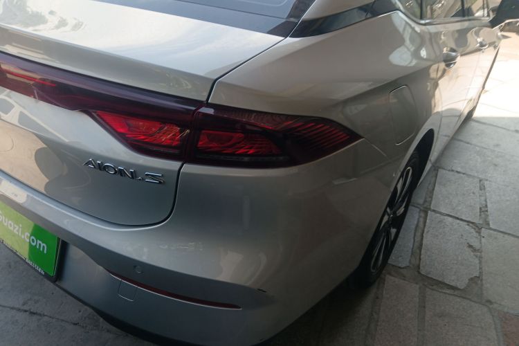 埃安 AION S 2020款 魅 580车身外观6001