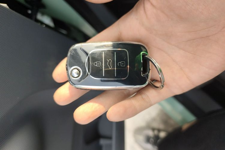 五菱汽车 宏光MINIEV 2021款 马卡龙臻享款 三元锂中控内饰7001