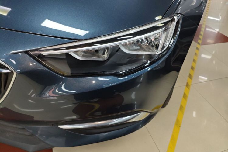 别克 君威 2019款 20T 精英型 国VI车身外观36