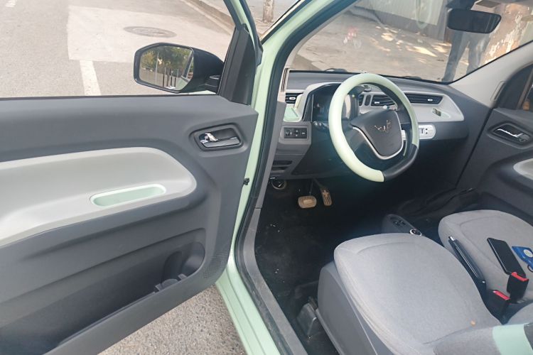 五菱汽车 宏光MINIEV 2021款 马卡龙夹心款 120km 磷酸铁锂中控内饰20