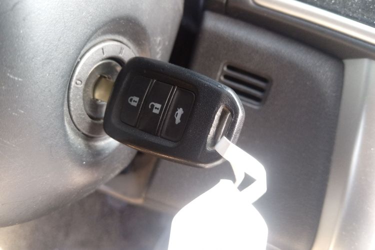 本田 锋范 2015款 1.5L 手动豪华版中控内饰11