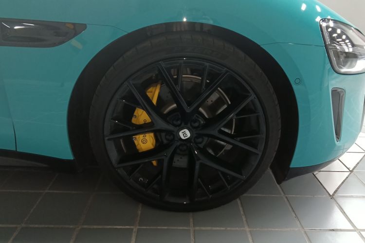 小米汽车 小米SU7 2024款 四驱超长续航高阶智驾Max版车身外观10