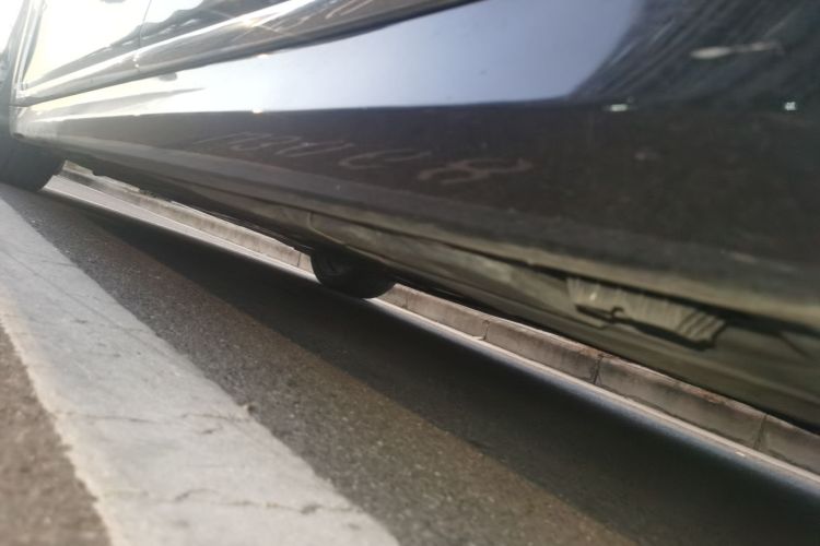 宝马7系 2019款 改款 740Li 尊享型 M运动套装局部细节9003