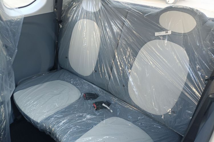 奔腾小马 2025款 222km 闪电马中控内饰21