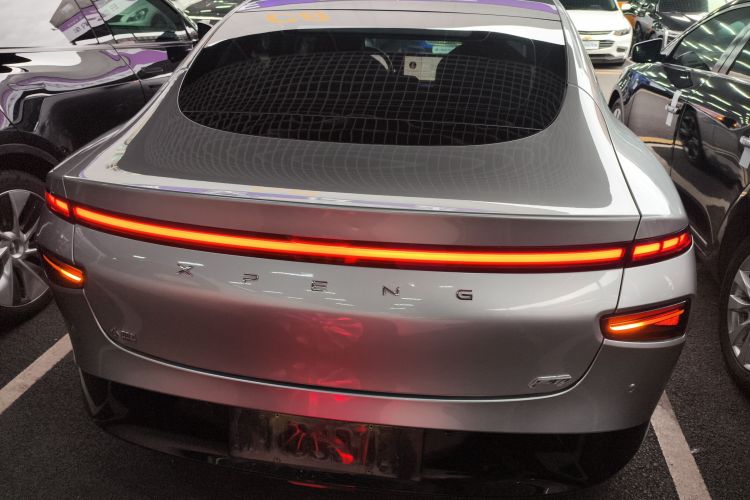 小鹏P7 2022款 480N+车身外观6004