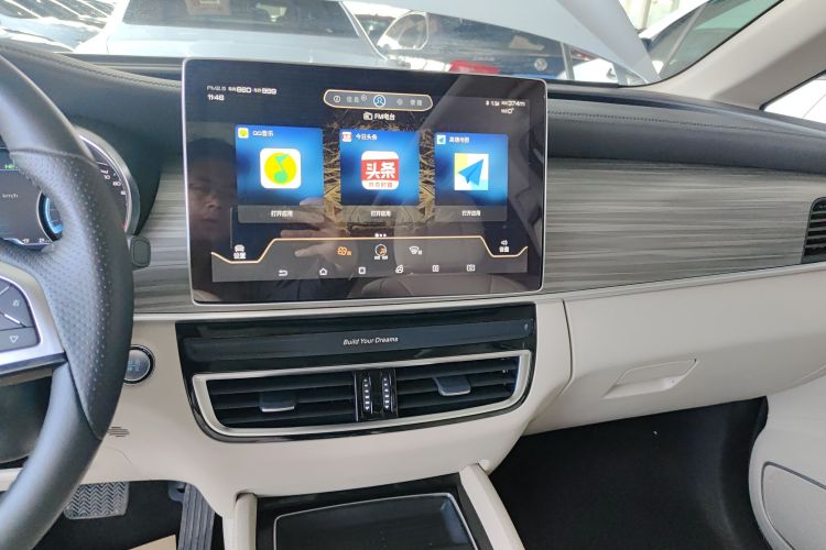 比亚迪 宋MAX新能源 2019款 DM 1.5T 智联致耀型 6座 国VI局部细节16