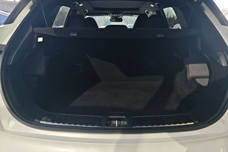 领克06 2023款 Remix 1.5T 劲Halo机舱底盘23