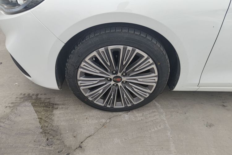 红旗H5 2022款 经典款 改款 1.8T 自动智联旗韵版车身外观35