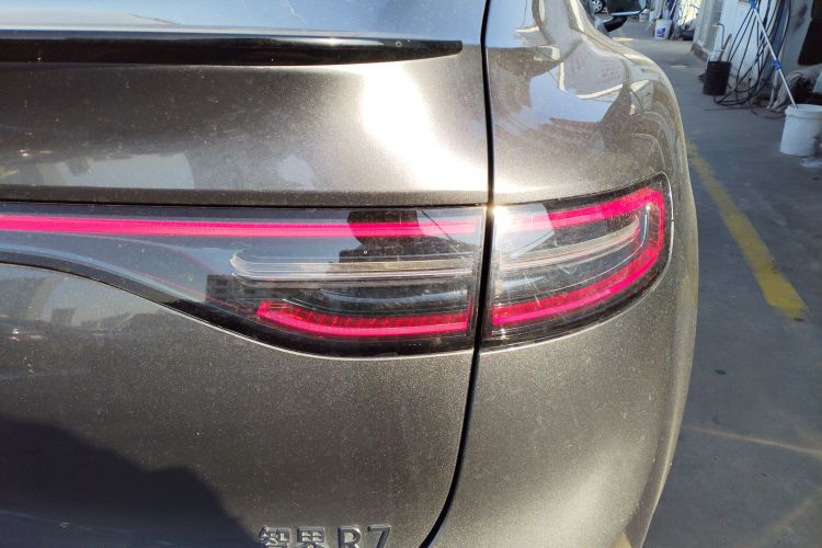 鸿蒙智行 智界R7 2024款 纯电 736km UItra车身外观6001