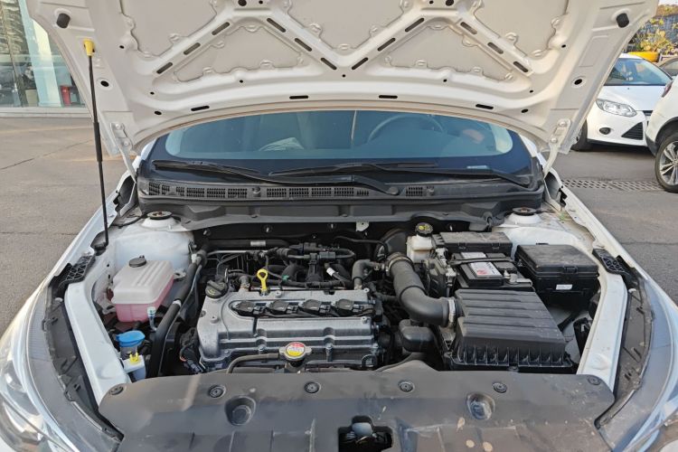 长安 悦翔 2019款 1.5L DCT 联动云版机舱底盘24