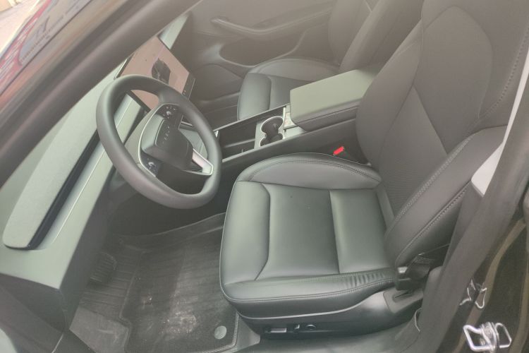 特斯拉 Model 3 2023款 长续航全轮驱动版局部细节19