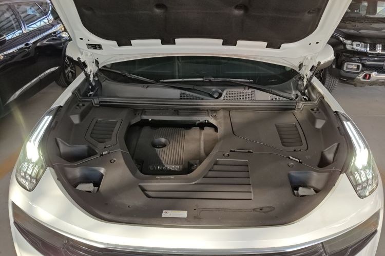 领克01 2019款 2.0T 两驱型版 国VI局部细节24