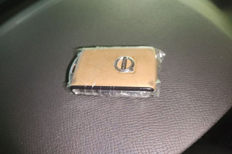 沃尔沃XC90 2017款 T6 智雅版 5座中控内饰11