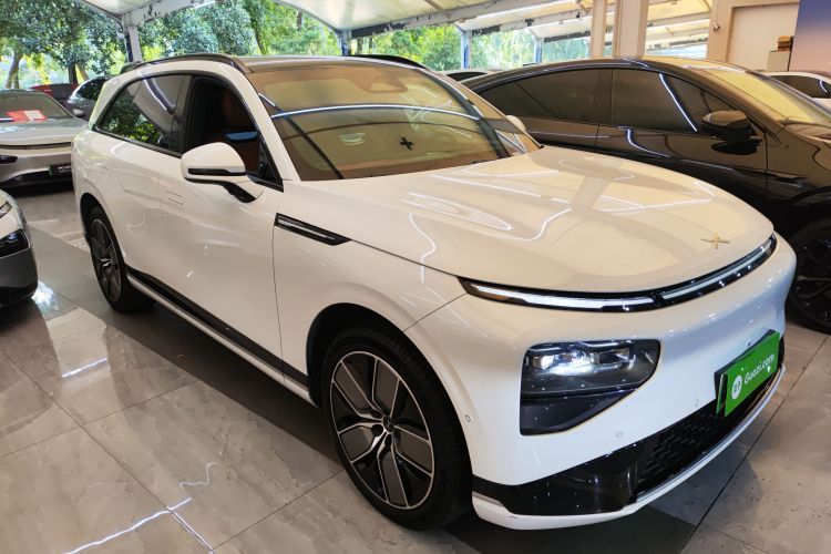 小鹏G9 2022款 702 Pro车身外观3