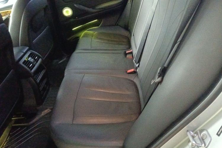 宝马X5（平行进口） 中控内饰7004