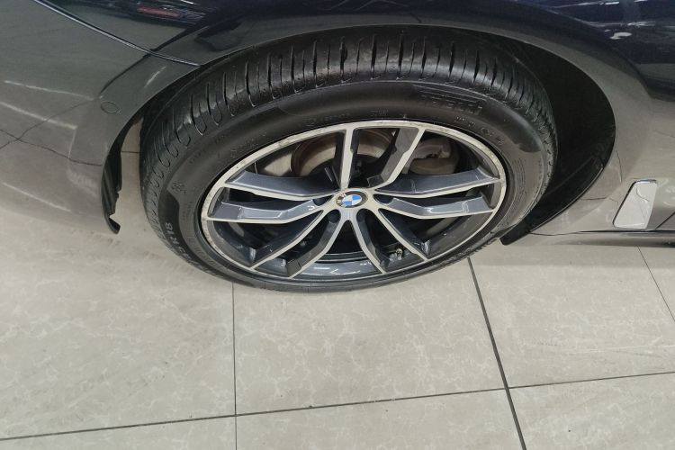 宝马5系 2021款 改款 525Li M运动套装车身外观6007