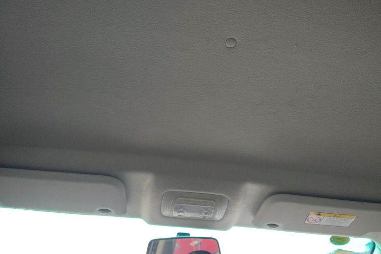 SWM斯威汽车 SWM斯威X3 2020款 1.5L 手动超值型 7座中控内饰22