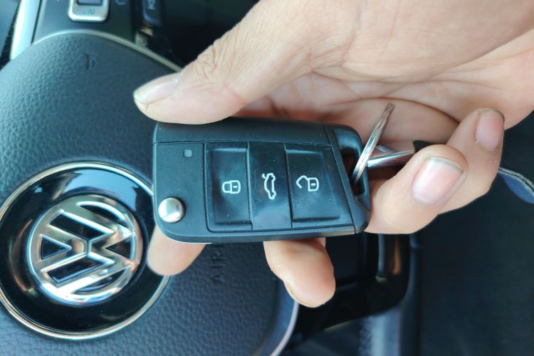 大众 高尔夫 2015款 1.4TSI 自动豪华型中控内饰7001