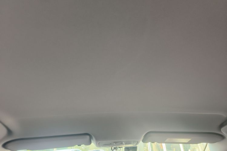 奇瑞 艾瑞泽5 2017款 1.5L 手动领潮版中控内饰22