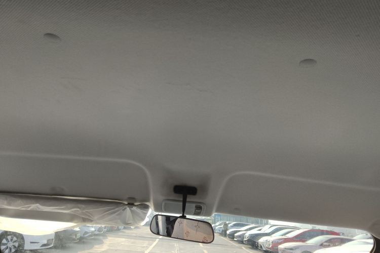 五菱汽车 五菱扬光 2025款 400km 客车版舒适型中控内饰22