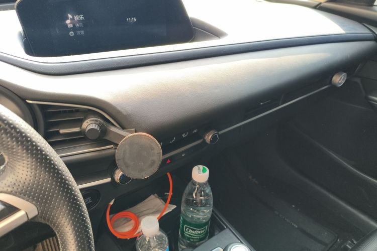 马自达CX-30 2020款 2.0L 手动尚悦型中控内饰16