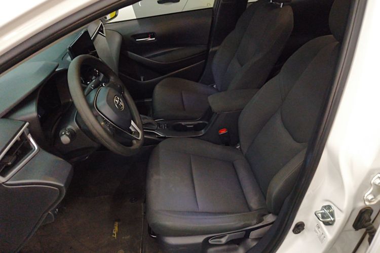 丰田 雷凌 2023款 TNGA 1.5L CVT进取版中控内饰19