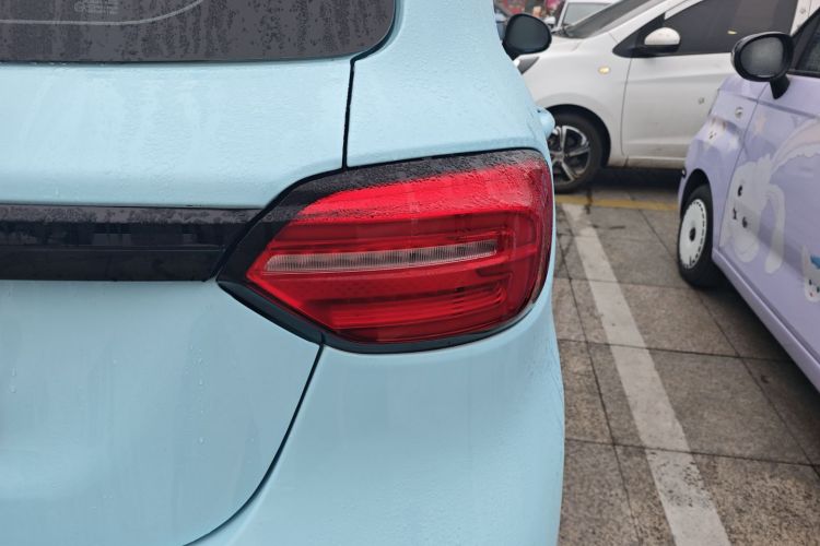 零跑汽车 零跑T03 2025款 310舒享版车身外观9