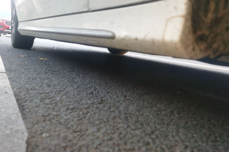 奔驰C级 2020款 改款 C 260 L 运动版局部细节9001