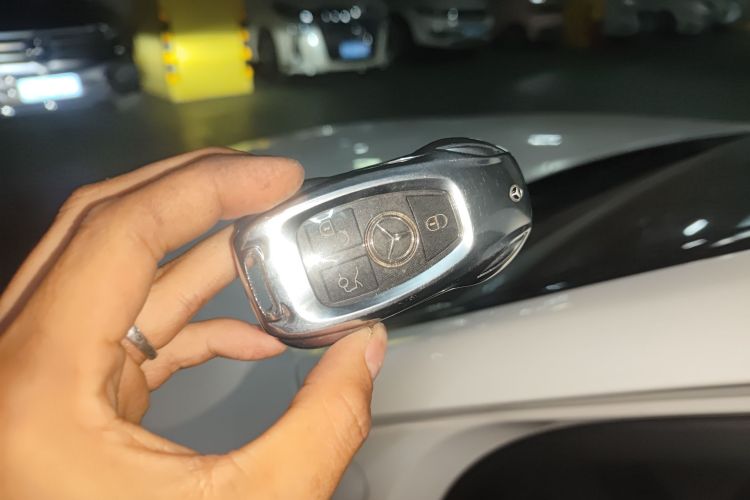 奔驰GLC轿跑 2018款 GLC 260 4MATIC 轿跑SUV中控内饰11