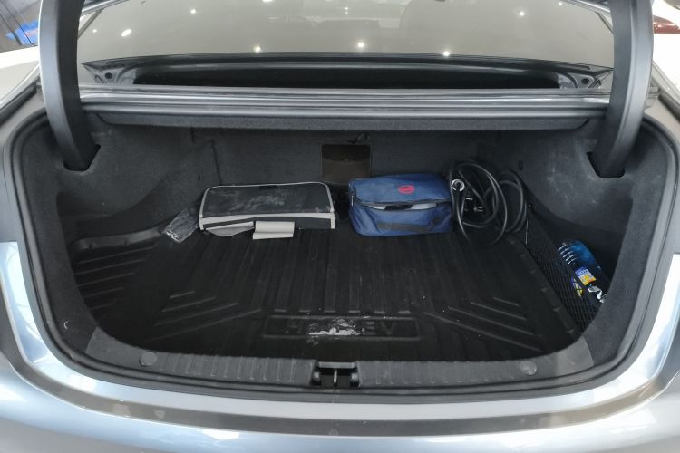 比亚迪 汉 2020款 DM 四驱性能版尊贵型局部细节23