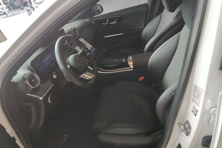 奔驰C级 2024款 改款 C 260 L 运动版中控内饰19