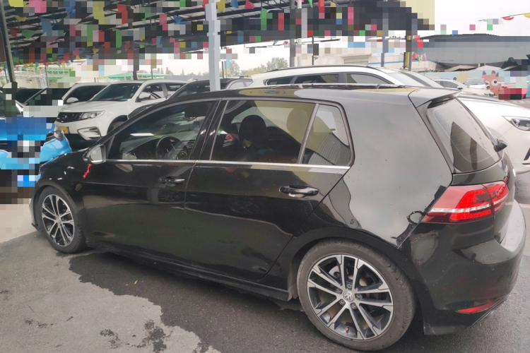 大众 高尔夫 2016款 1.4TSI 自动R-Line车身外观4