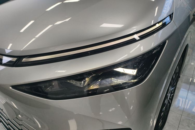 小鹏X9 2025款 650长续航 Max局部细节36