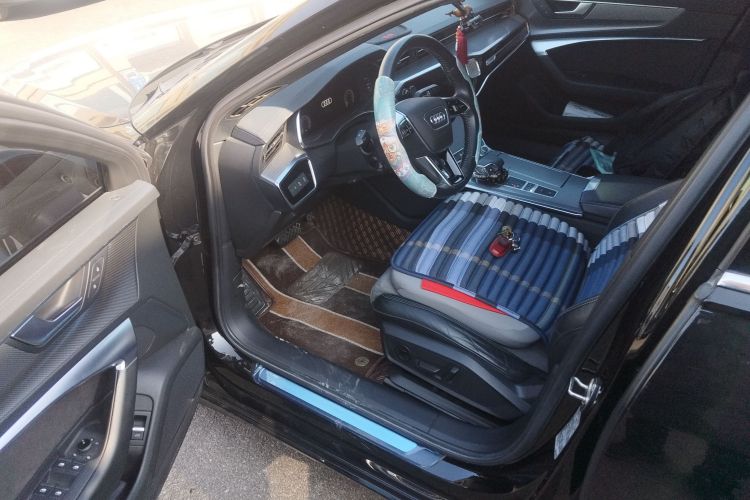 奥迪A6L 2019款 40 TFSI 豪华动感型中控内饰20