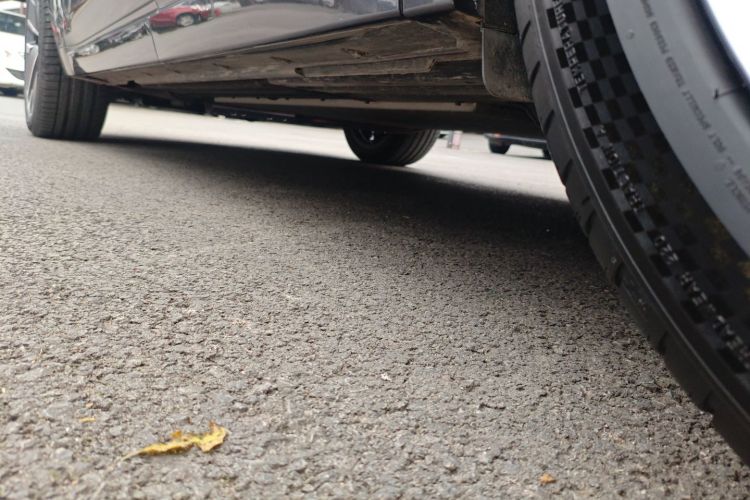 理想汽车 理想L8 2025款 Max 智能焕新版局部细节9002