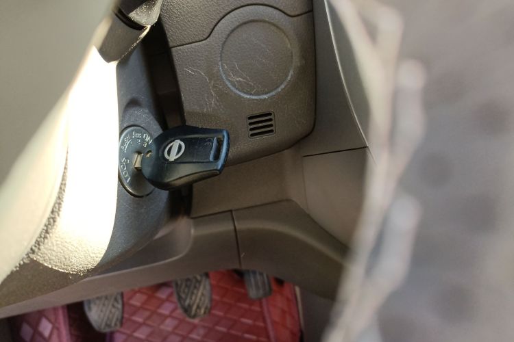 日产 阳光 2015款 1.5XE 手动舒适版中控内饰7001