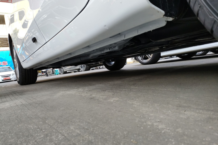 荣威i5 2023款 1.5L CVT豪华版局部细节9002