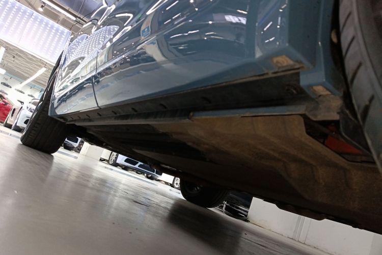 理想汽车 理想ONE 2021款 增程6座版局部细节9002