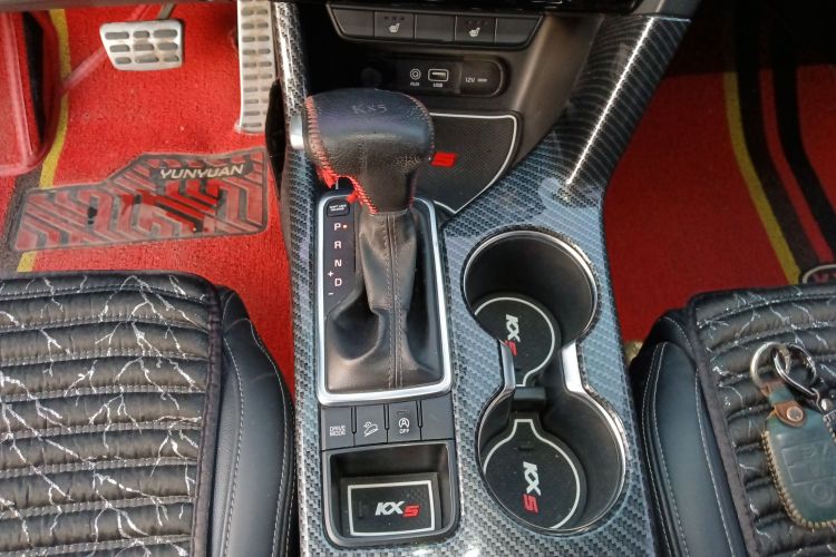 起亚KX5 2016款 1.6T 自动两驱DLX中控内饰18