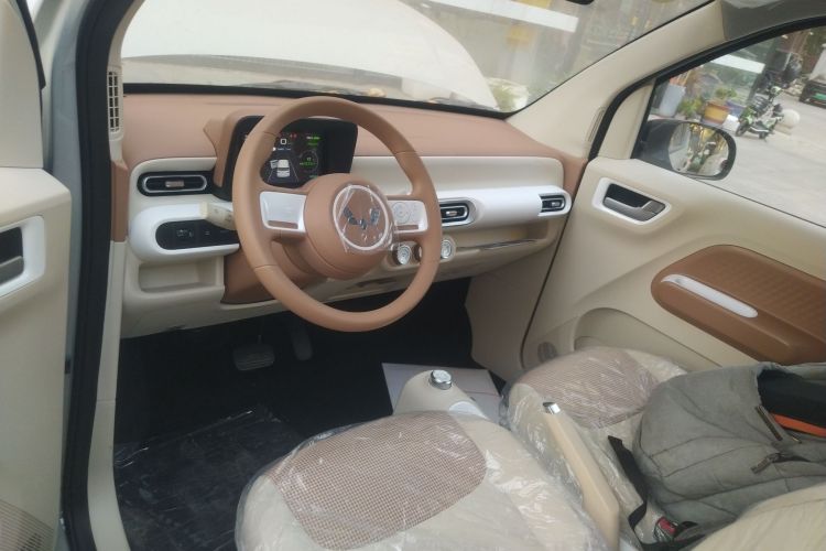 五菱汽车 宏光MINIEV 2024款 第三代 215km 青春版中控内饰12