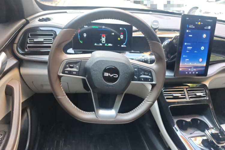 比亚迪 秦PLUS 2024款 荣耀版 DM-i 55KM领先型中控内饰13