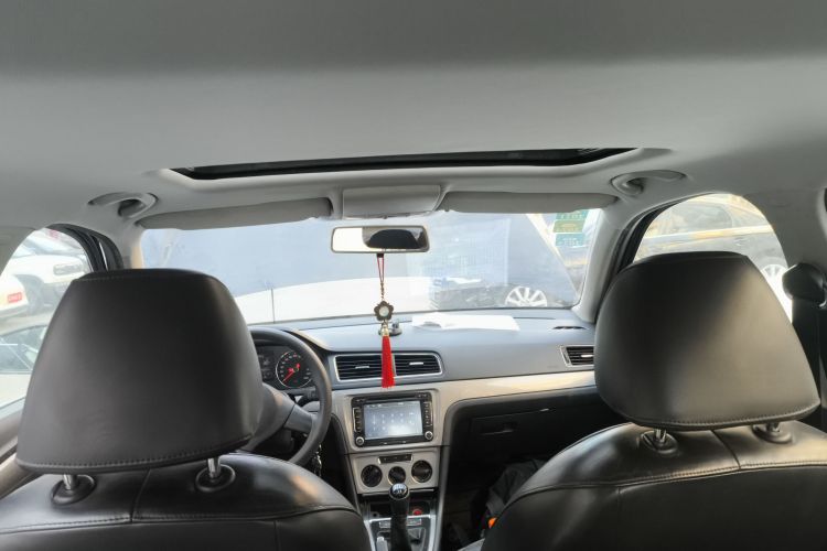 大众 朗逸 2013款 改款经典 1.6L 手动舒适版中控内饰22