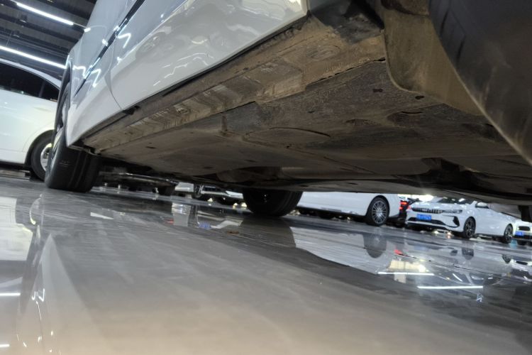 大众 途观L 2023款 改款 330TSI 自动两驱R-Line越享版局部细节9002